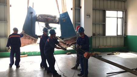 设备吊装-广州某公司设备吊装搬运