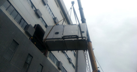 设备吊装-中山某公司设备吊装