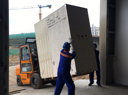 设备移位-珠海某公司设备移位