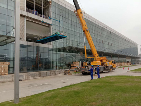 设备吊装搬运-中山某公司设备吊装搬运