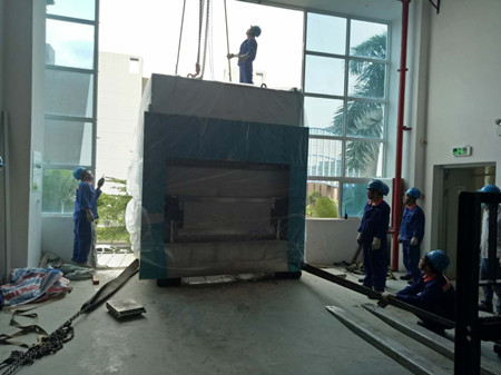 设备吊装-珠海某公司设备吊装